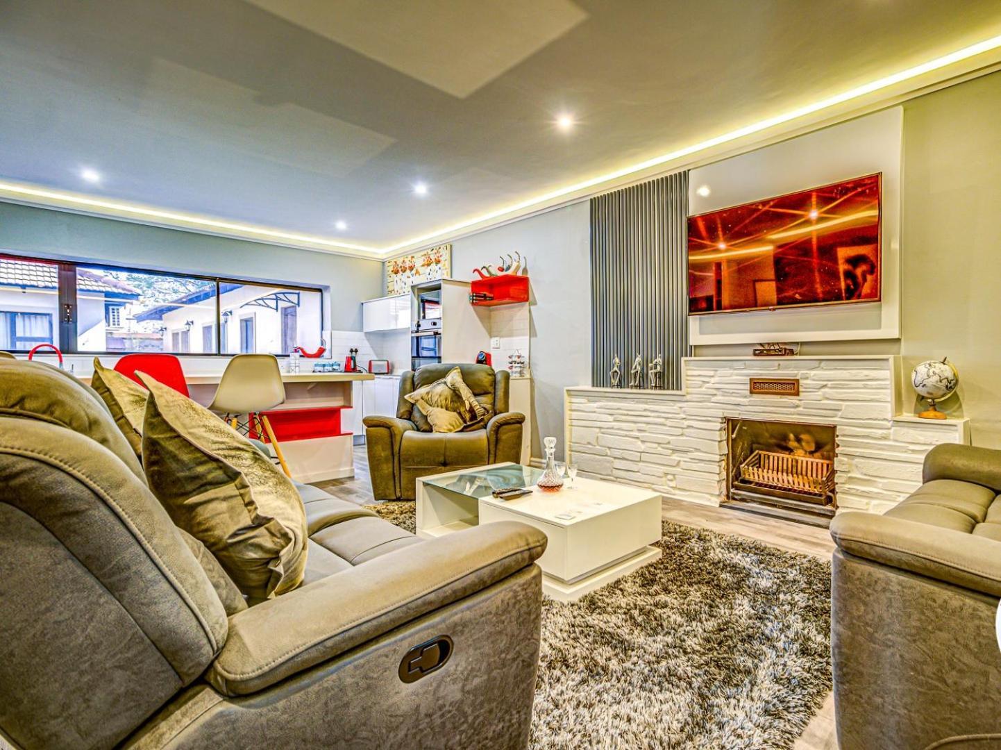 Eagle Rock Executive Guest House Кемптън Парк Екстериор снимка