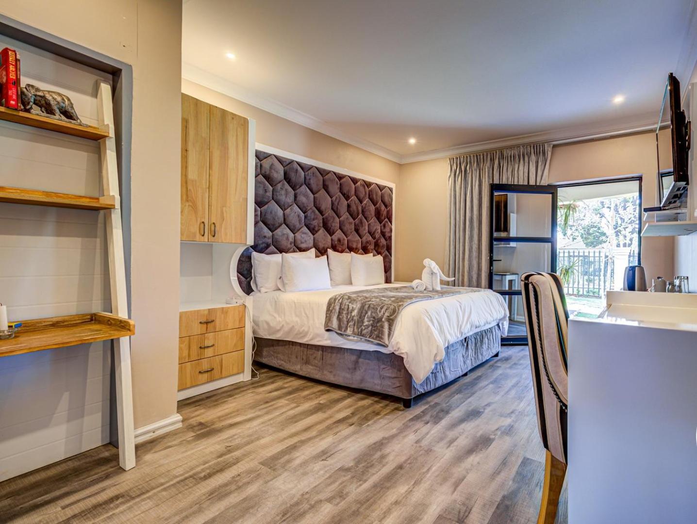 Eagle Rock Executive Guest House Кемптън Парк Екстериор снимка