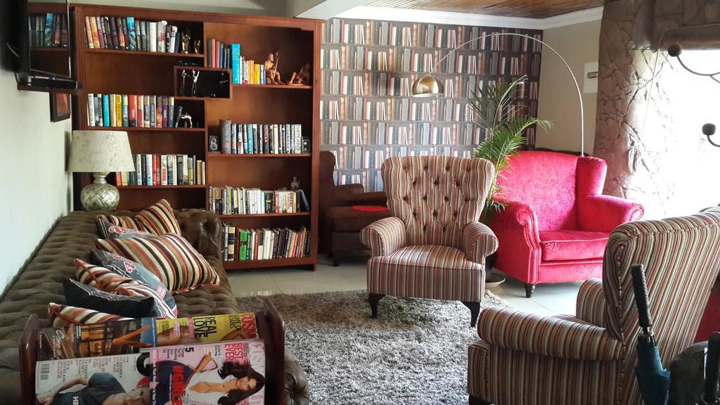Eagle Rock Executive Guest House Кемптън Парк Екстериор снимка